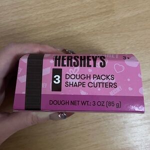 Hershey’s Dough Packs Shape Cutters